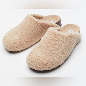 Steve Madden Shearling Clogs